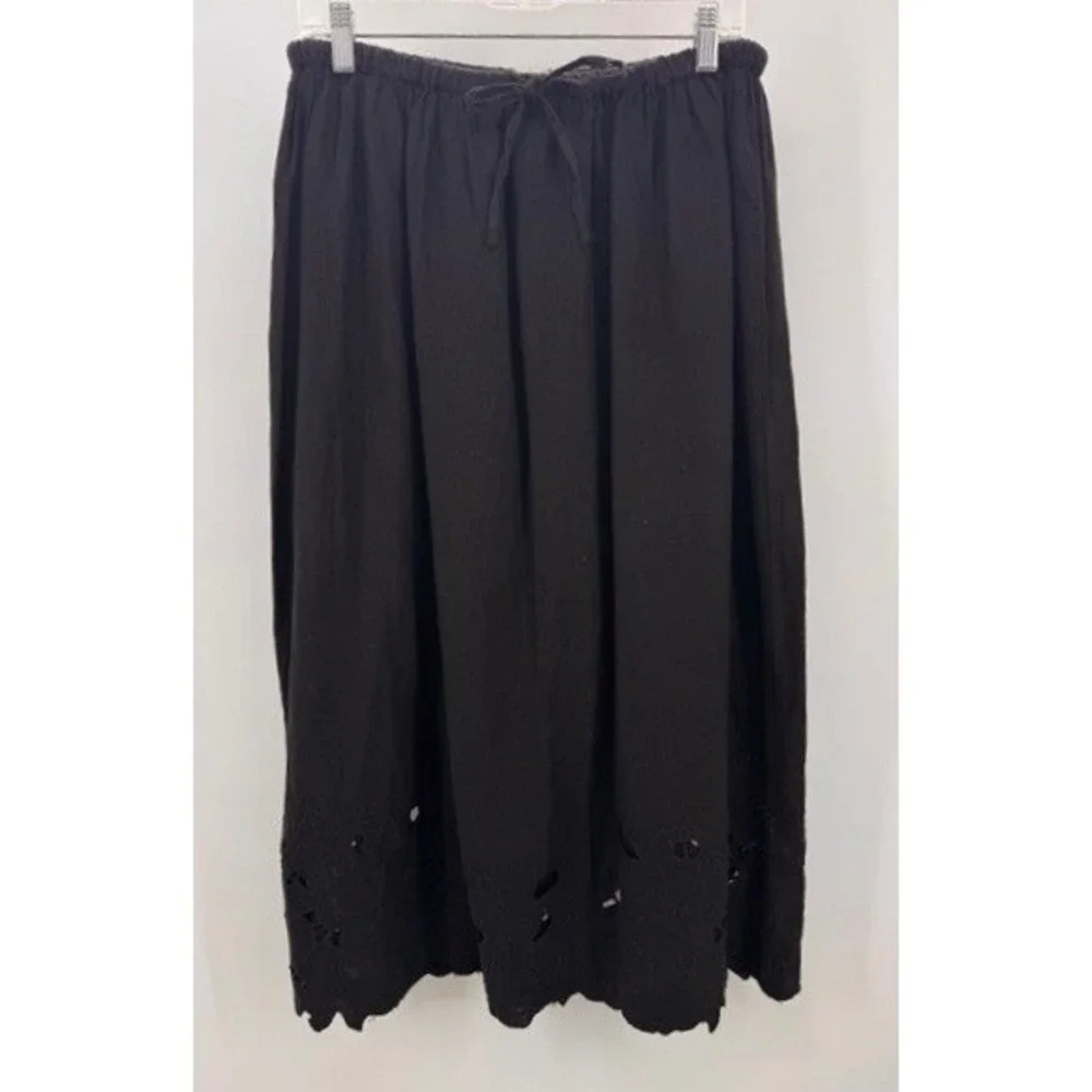 Universal Thread Black Eyelet Hem Linen Floral Skirt MED Boho Cottage Peasant